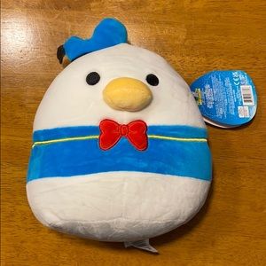 Donald Duck Squishmallow (8in)